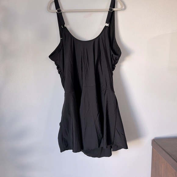 EoMENIE Black Pullover One-Piece Swimsuit Size 20W Adjustable Straps Padded Bra - Picture 6 of 12
